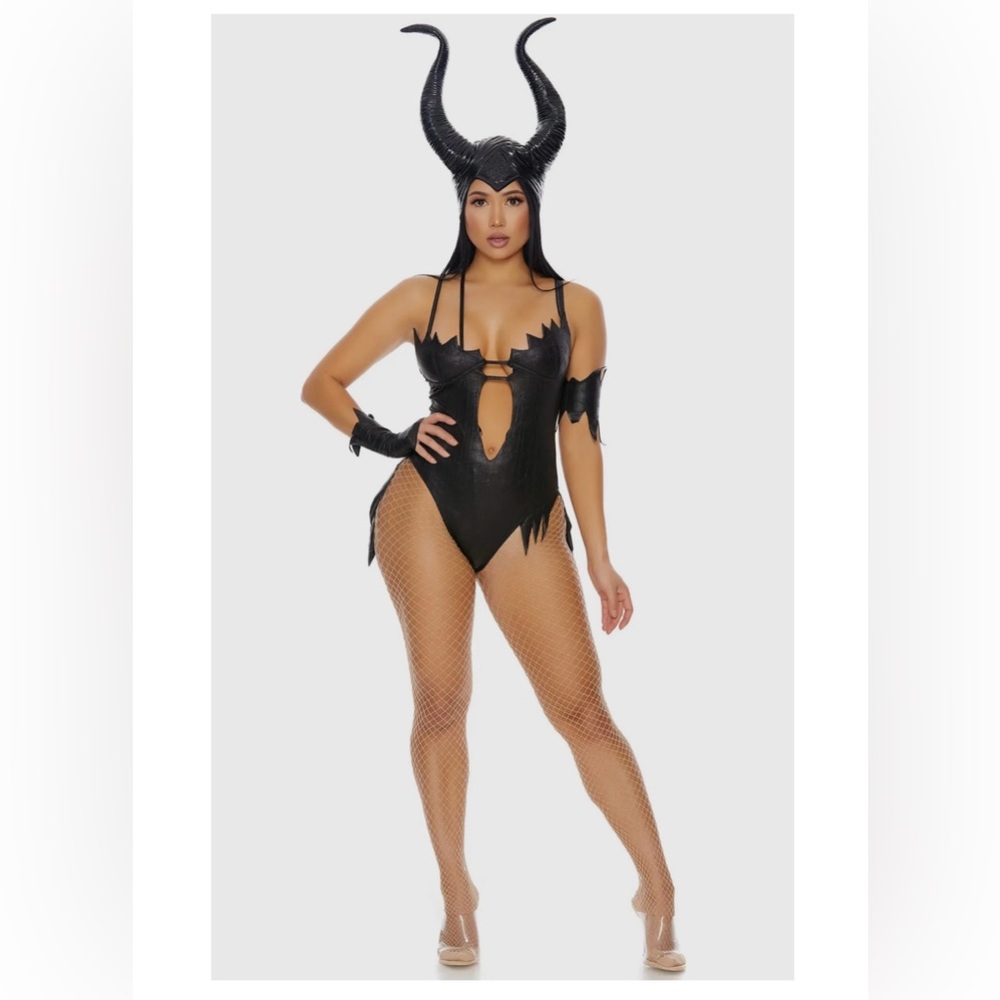 BEASTLY SEXY MOVIE 🎥 🎥 VILLIAN!